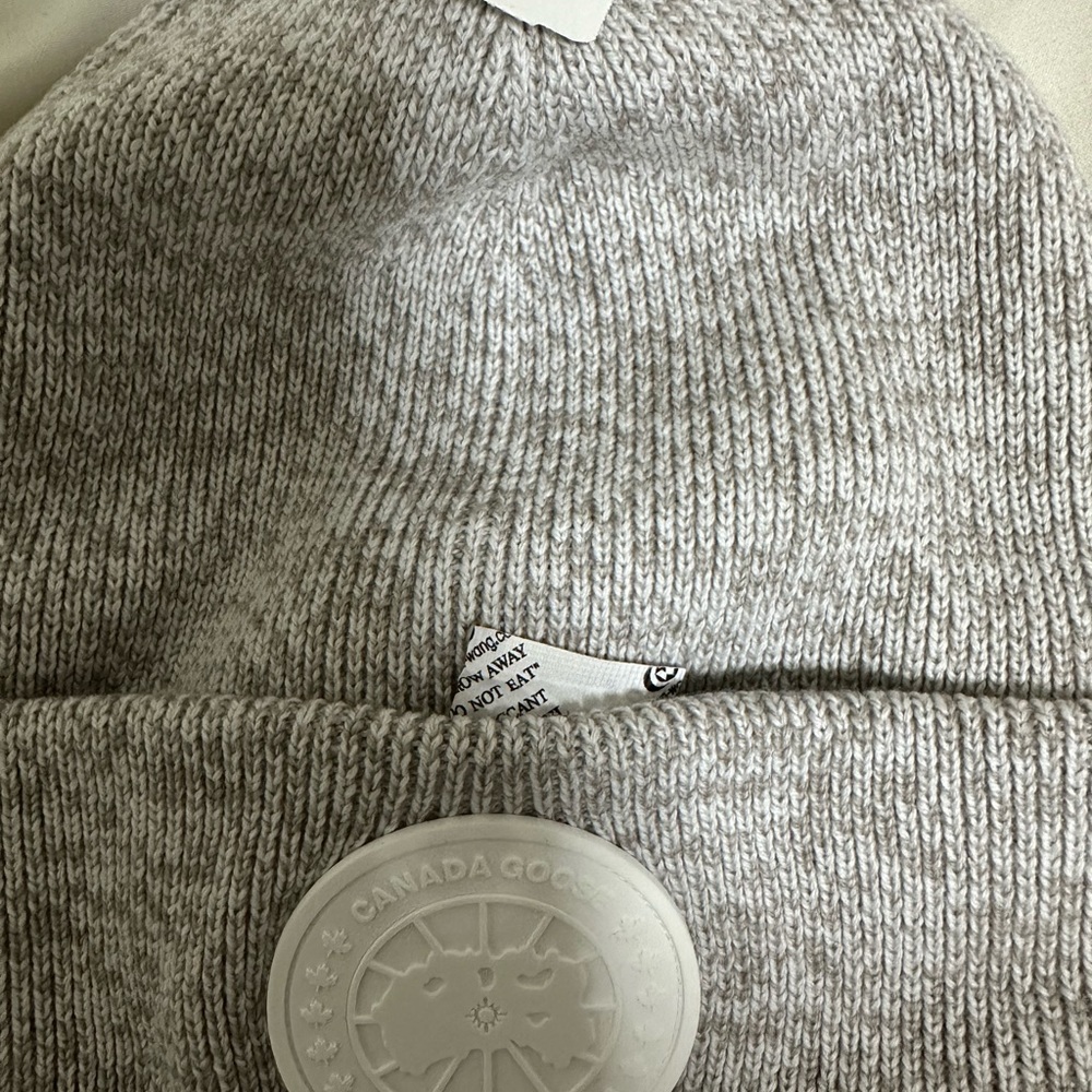 Canada goose arctic disc beanie - Picture 4 of 4